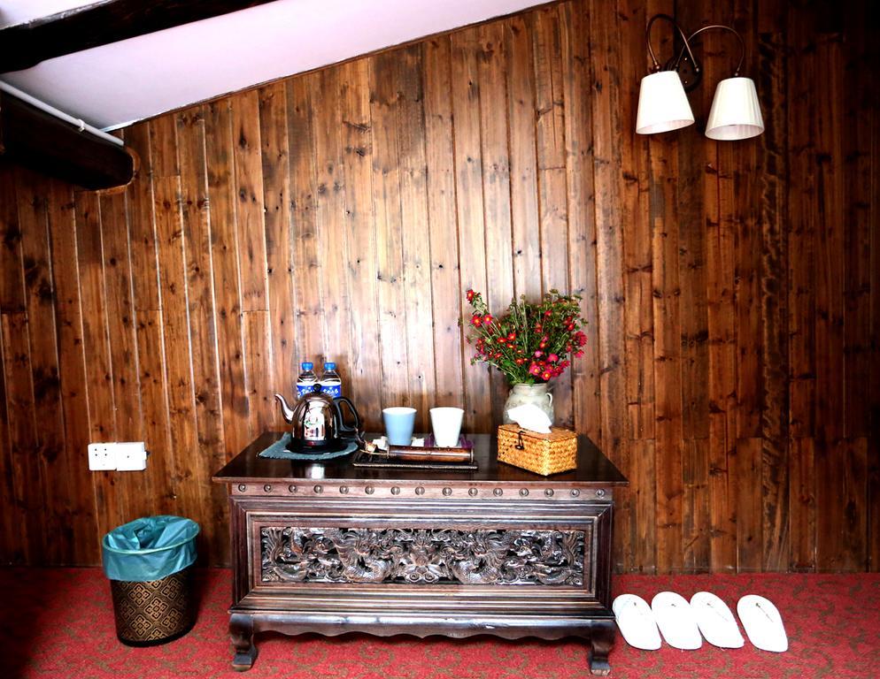 Shangri-La Mid - Mountain Homestay Exteriér fotografie